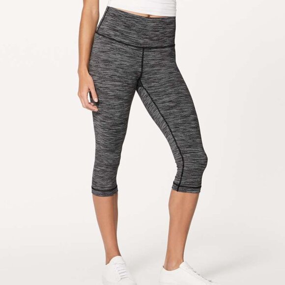 lululemon athletica Pants - Lululemon Wunder Under Hi-Rise 1/2 Tight 17”